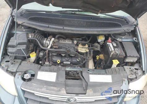 2007 Chrysler Town & Country Touring from USA, damaged, VIN 2A4GP54L37R182802